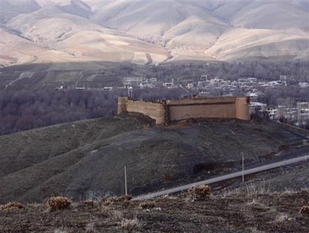 اشتران به عنوان اولین روستای هدف گردشگری استان همدان تأییدیه کمیته فنی را گرفت