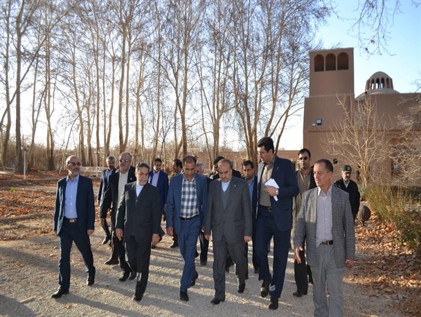 نگاهی به باغ جهانی پهلوانپور مهریز+تصاویر