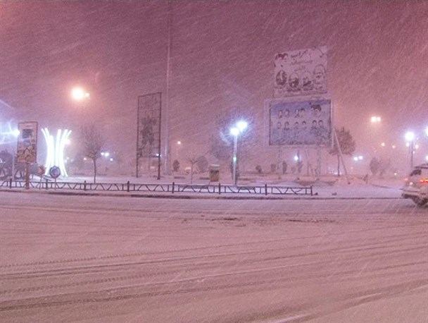 خانه تکانی طبیعت با برف غیر منتظره