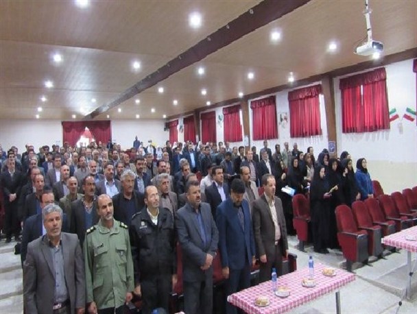 آخرین جلسه شورای اداری شهرستان فریدن در سال ۹۴ برگزار شد