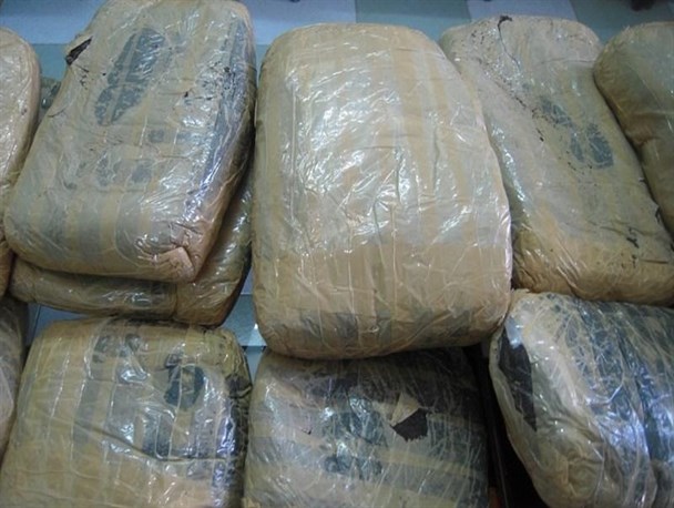 کشف محموله 98 کیلوگرمی مواد مخدر در سردشت زیدون