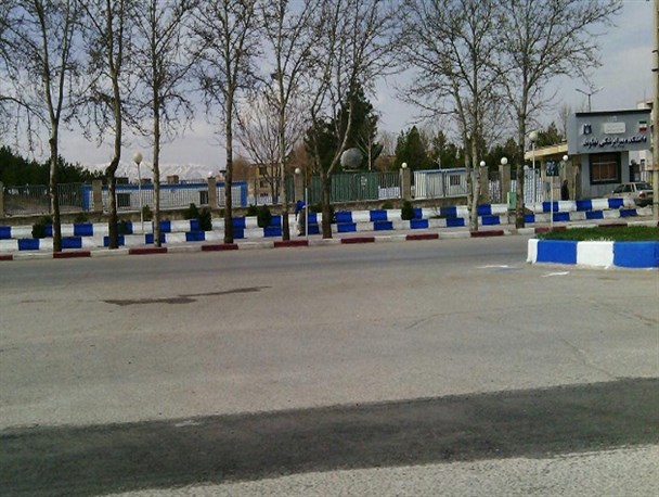 خانه‌تکانی سیمای شهر نهاوند توسط مدیریت شهری + تصاویر