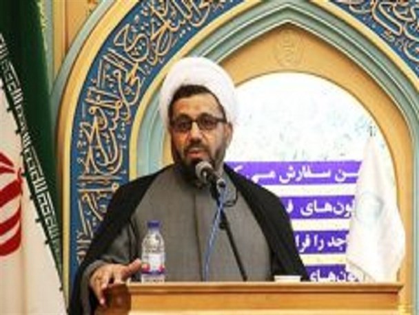 فعالیت ۱۸۰۰ کانون فرهنگی هنری در مساجد استان اصفهان/ مسجد پایگاه احیای ارزش‌های اسلامی است