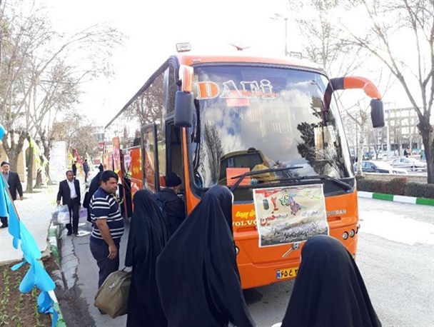 کاروان راهیان نور خمین به مناطق عملیاتی جنوب اعزام شد+تصاویر