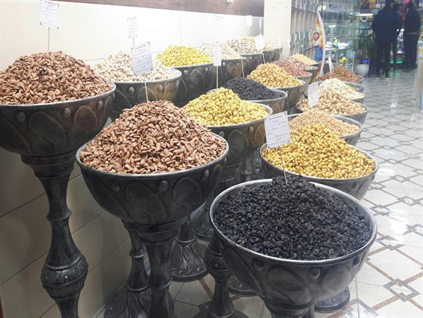 قیمت آجیل شب عید چقدر تمام می شود؟ /چگونه آجیل اصل را از نوع تقلبی اش بشناسیم