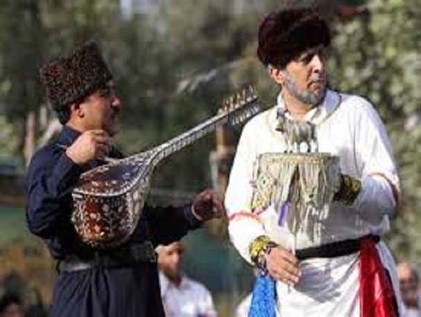 "تکم‎چی" بشارت دهنده نوروز در اردبیل/ بهار پشت در خانه‎ها است