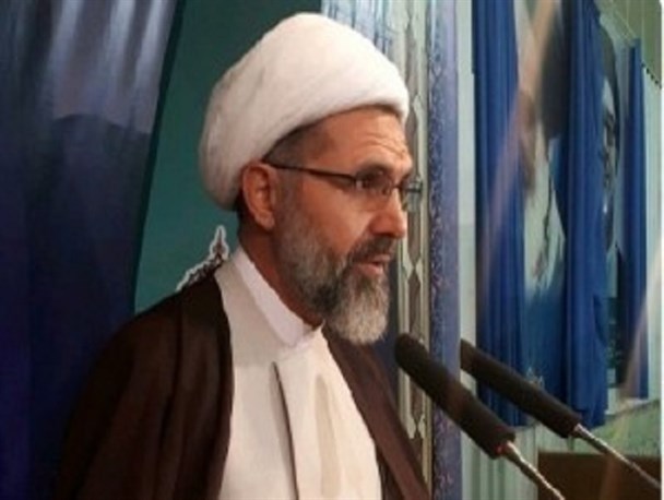 یکی بزنند ده تا می‌خورند