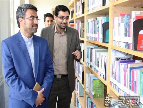 مناطق کمتر برخوردار به کتابداران نخبه و با انگیزه نیاز دارند