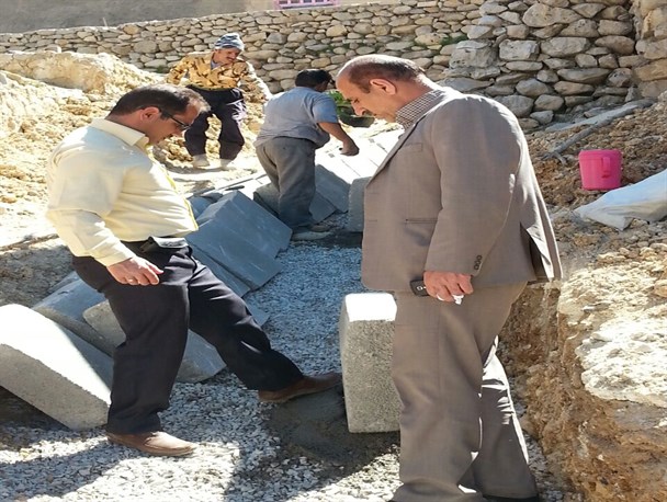 عملیات اجرایی پروژه جدول گذاری روستای آبدهگاه تمام شد