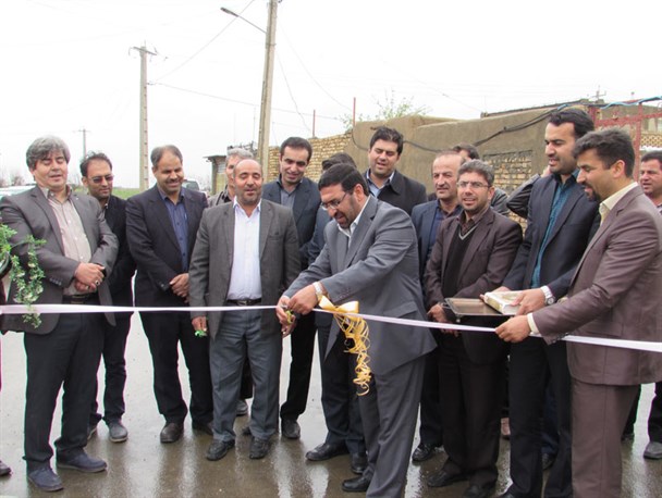 افتتاح معابر روستائی و واحد های مقاوم سازی شده در نگارخاتون فامنین