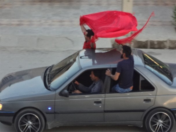 فیلم جشن برد پرسپولیس تهران در شهر لیکک