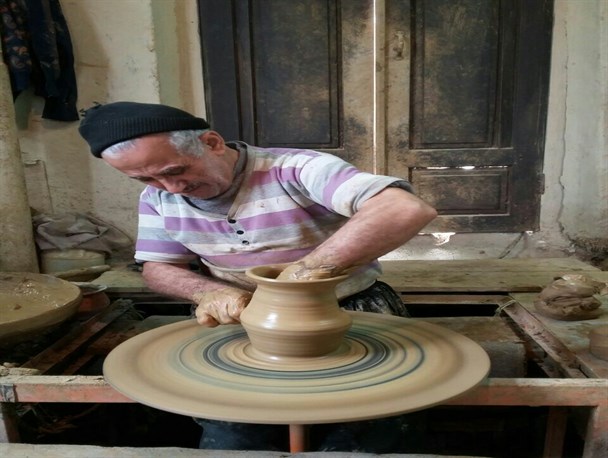 سفالگری محبی نیازمند حمایت