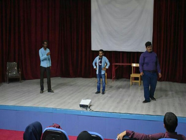 نمایش تئاتر «بکمپلکس سوسپانسیون» به روی صحنه می رود+تصاویر