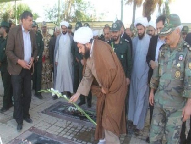 میهمانی لاله ها در گلزار شهدای شهرستان سرپلذهاب + تصاویر