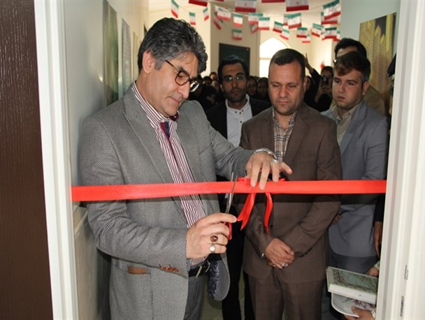 آیین بازگشایی کتابخانه امام صادق(ع) کهریزک در روز جوان