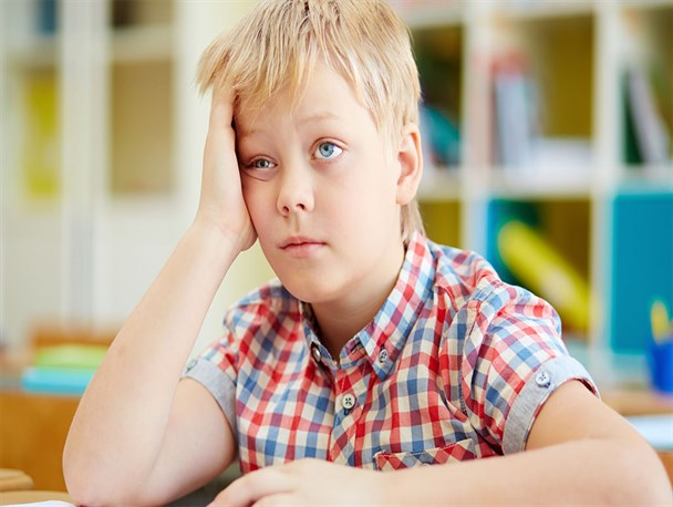 با "بی حوصلگی کودکان" چگونه برخورد کینم؟