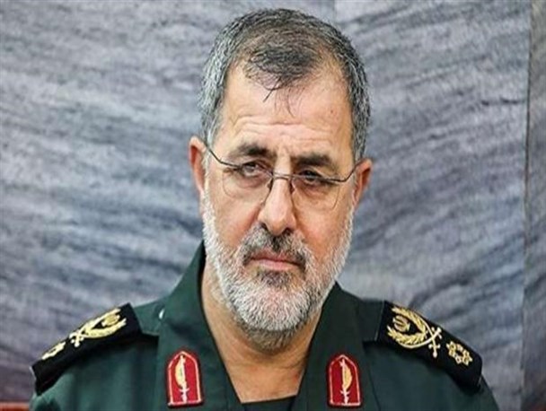 نیروی زمینی سپاه با همه امکانات در کنار سیل زدگان است