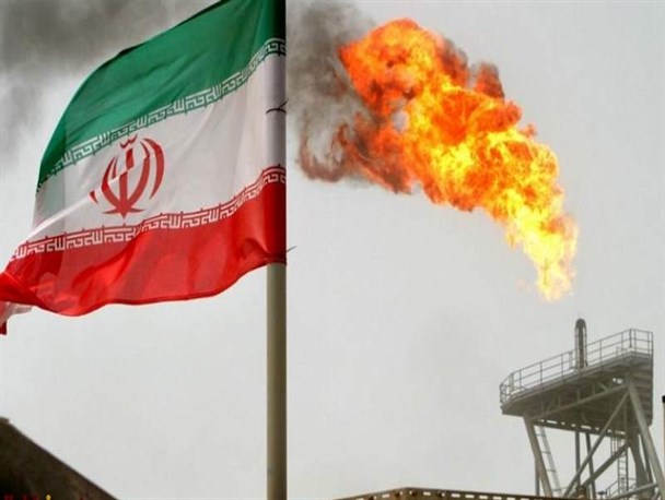 رشد صادرات نفت تورم‌ ۱۴۰۰ را ۲۴ درصد کاهش داد