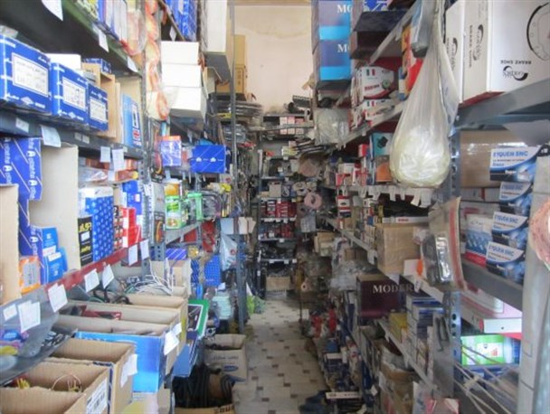 نارضایتی شهروندان یاسوجی از عرضه قطعات تقلبی خودرو/شهروندان: نظارت ها در بازار قطعات خودرو کارساز نبوده است