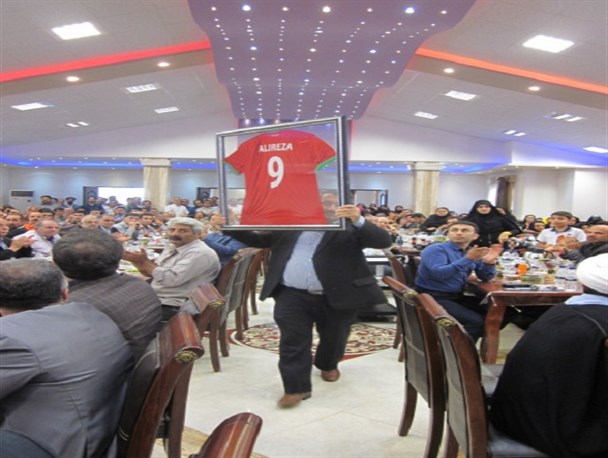 حراج پیراهن شماره ۹ علیرضا جهانبخش