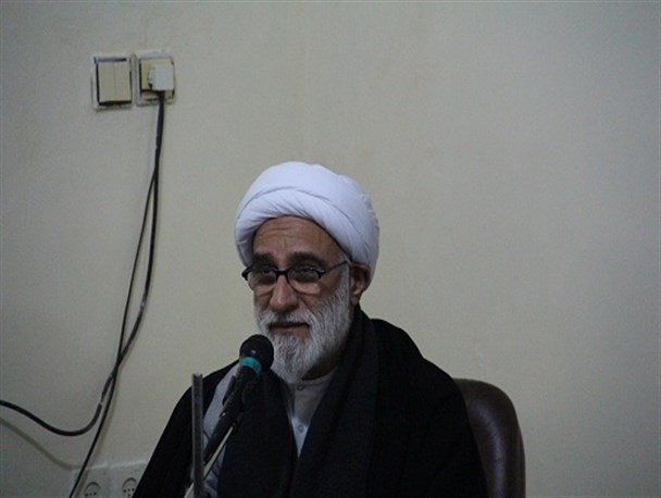 جمعیت هلال احمر نماد ایثارگری است