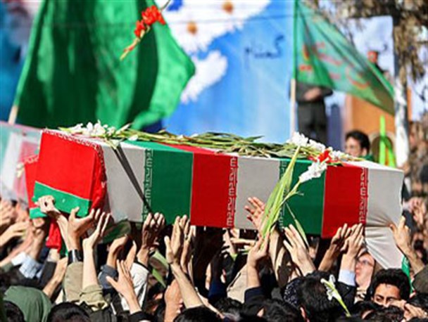 ورود دو شهید گمنام به تویسرکان / همه به استقبال آمدند