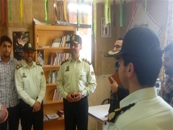 بازدید رئیس پلیس فتا استان اصفهان از دانشگاه آزاد دولت آباد +تصاویر