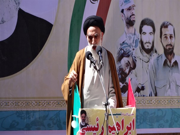 دولت با امضای سند 2030 زمینه تعظیم در برابر غرب ایجاد کرد