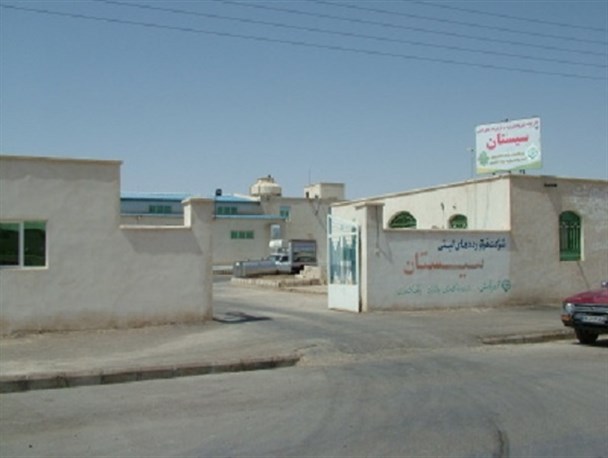 تعطیلی کارخانه شیر زهک در دولت یازدهم/ ۱۵ هزار دامدار بیکار شدند