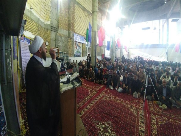 متخلف ترین افراد انتخابات شخص آقای استاندار و شخص آقای فرماندار شهر ما هستند/ سند 2030 ننگی بر پیشانی دولت تدبیر و اعتدال و ننگی بر پیشانی معاون اول است