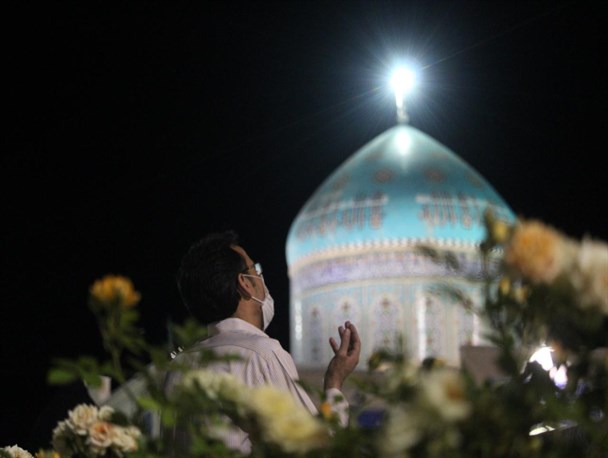 احیا و شب‌زنده‌داری مردم کاشمر در سومین شب از لیالی قدر