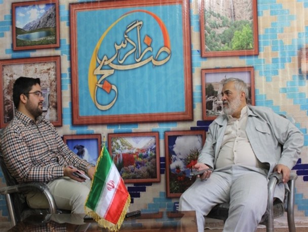 توهم نفتی در دولت به بالاترین حد خود رسیده است/ دولت از قطع یارانه ثروتمندان می ترسد