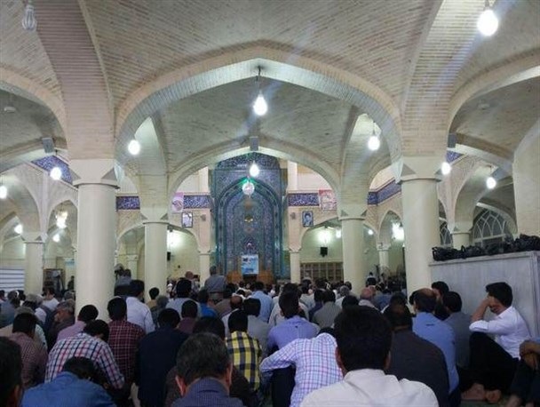 متاسفانه شاهد افزایش  عرضه ی مواد دخانی و قلیان در ارسنجان هستیم