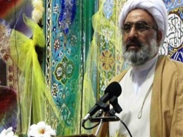 برخی مسئولان چقدر کار می‌کنند که باید حقوق چند ده میلیونی دریافت کنند؟!/ کنار آمدن دشمن با ایران توهم است