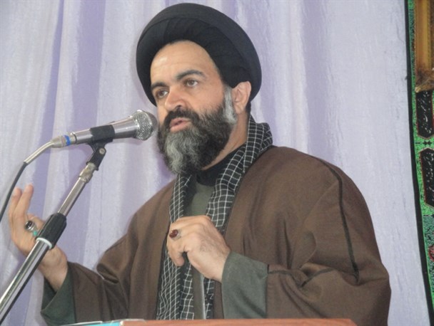 کنار آمدن با آمریکا برای حل مشکلات توهمی بیش نیست