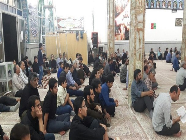 لحظات عرفانی مناجات با خدا در شب های قدر تیران و کرون/ تصاویر