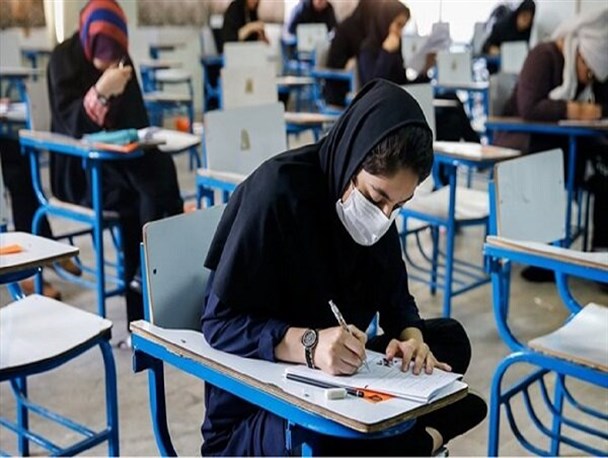 امتحانات دانشگاه آزاد به صورت حضوری با رعایت پروتکل های بهداشتی برگزاری می شود