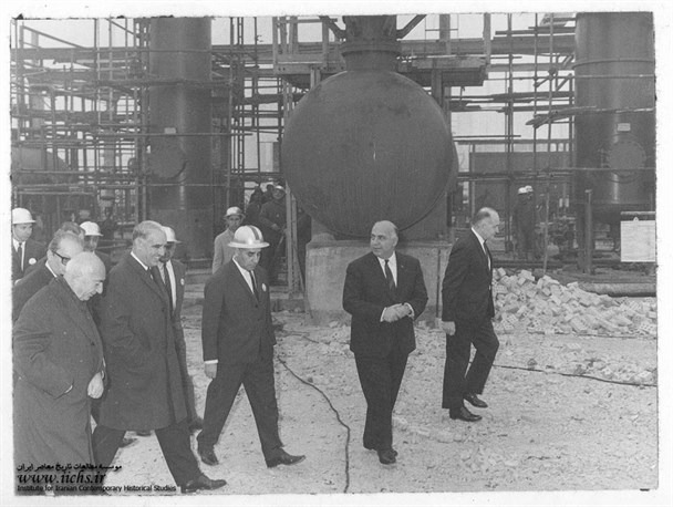 روزی که انگلیسی ها از پالایشگاه آبادان اخراج شدند