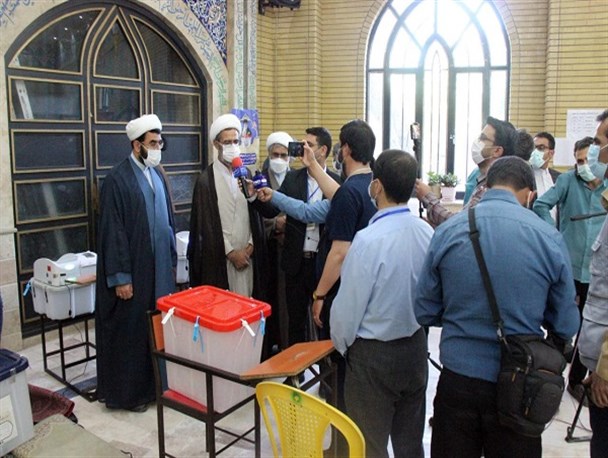 مردم کاندیدایی را انتخاب کنند که تحول ایجاد کند/ امروز یک دولت را انتخاب می‌کنیم