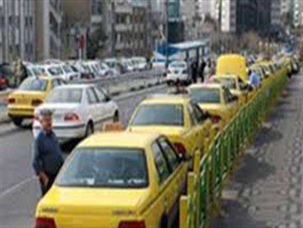 انتقاد از ثابت ماندن نرخ کرایه های تاکسی تلفنی در فریدونکنار