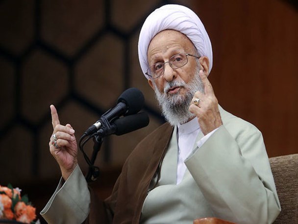 مذاکره با آمریکا به معنی مبادله میان حق و باطل است