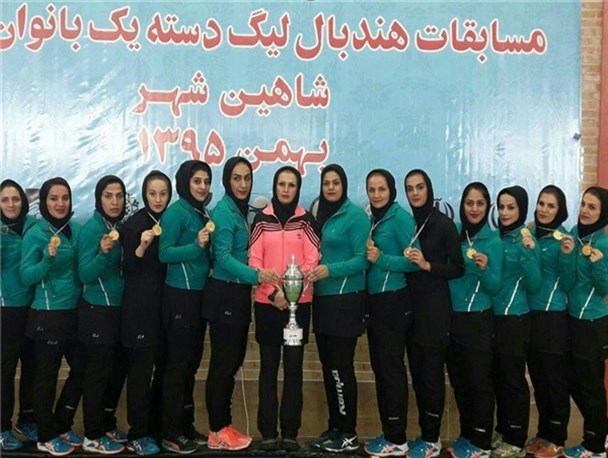 خاموش شدن استعدادهای هندبالیست‌های دختر کُردستانی در سایه بی‌توجهی مسئولین