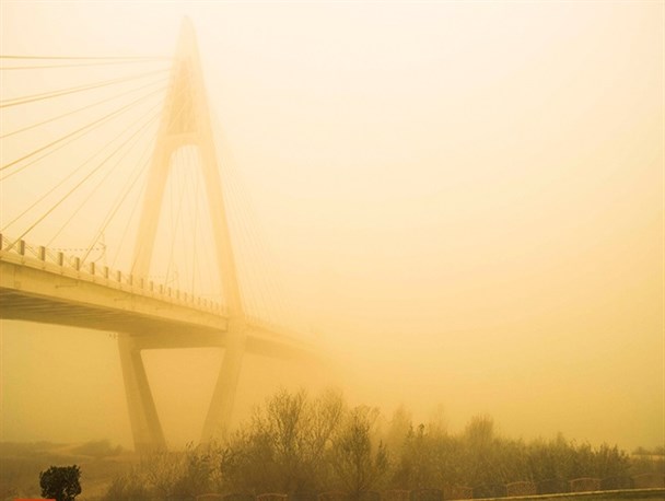 افزایش آلودگی هوا در استان‌های غربی با ورود توده گردوخاک/ کاهش دمای هوا در استان‌های شمالی