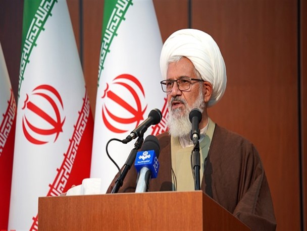 شرک در عمل، تمام اَعمال را نابود می‌کند/ ابلاغ جانشینی امیرالمومنین(ع) با تمام رنج و زحمات ۲۳ ساله پیامبر(ص) برابر بود