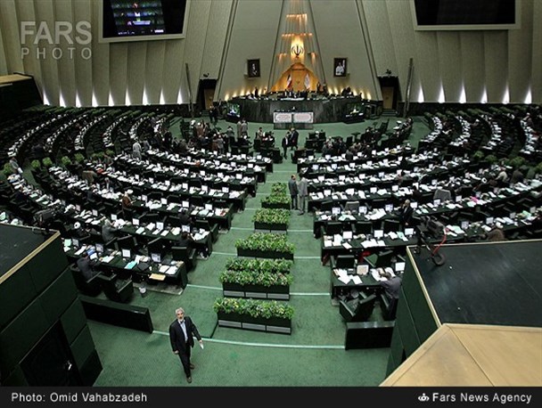 فحش و فحش کاری در صحن علنی مجلس