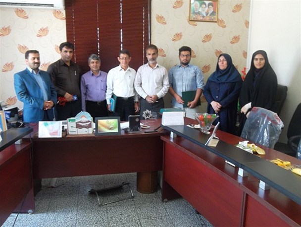 نشست خبری رییس آموزش و پرورش بندرترکمن با اصحاب رسانه و تجلیل از خبرنگاران + تصاویر