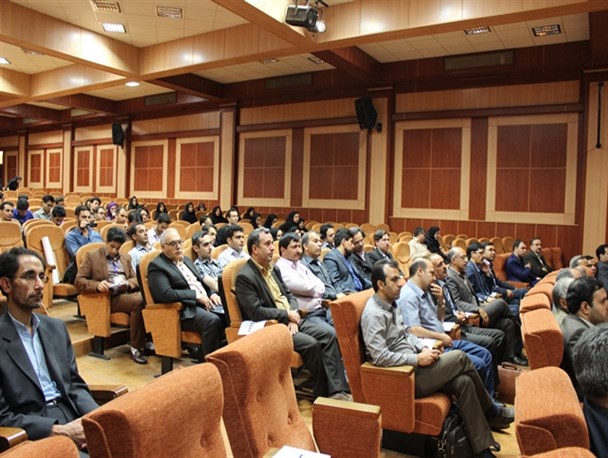 آغاز هفتمین کنفرانس ملی مهندسی برق و الکترونیک در گناباد +تصاویر