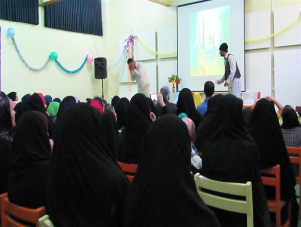 جشن دختران خوانسار ویژه برنامه دهه کرامت/تصاویر