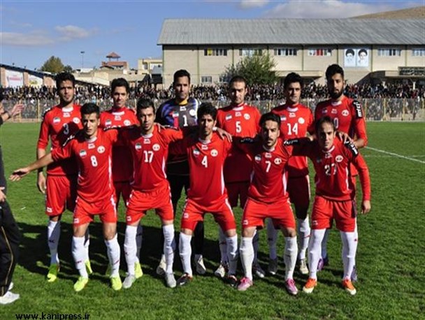 سرمربی سردار بوکان نیامده برکنار شد