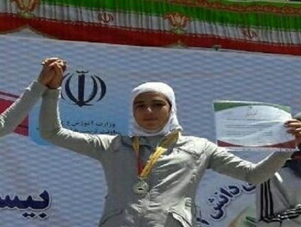 مدال طلای کشوری پرتاب وزنه به دانش‌آموز بافتی اختصاص یافت